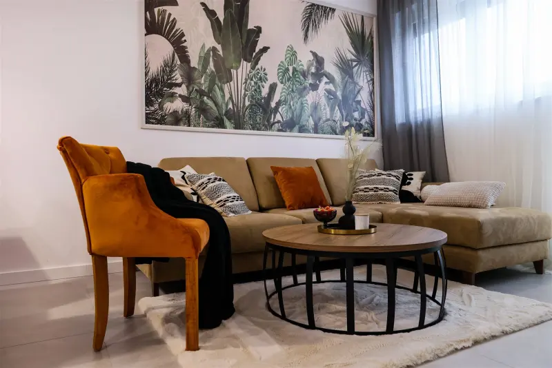 Apartment 4